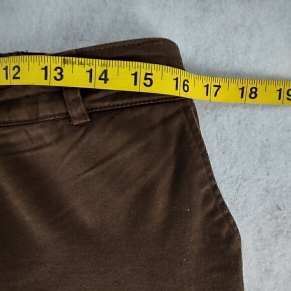 Kim Rogers Petite Cotton Brown One Button Back Elastic Waist Capri Pants Sz 10P - Picture 7 of 11